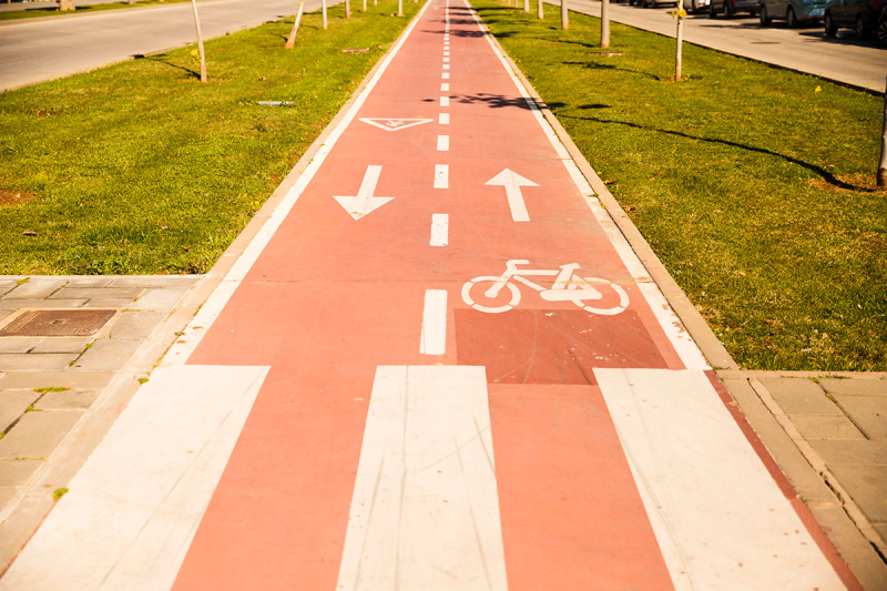 Ciclovia ou ciclofaixa: onde posso andar com minha scooter eltrica?