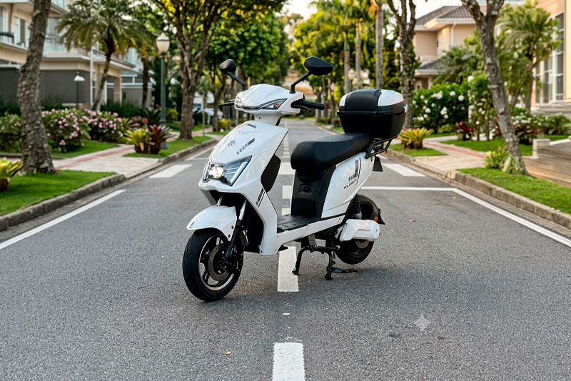 5 Motivos para trocar o carro por uma Scooter El�trica em 2026